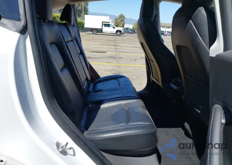 2022 Tesla Model Y Long Range Dual Motor All-Wheel Drive from USA, damaged, VIN 7SAYGDEE3NF368677